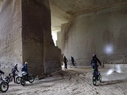 大谷石採掘場跡地の中でも《e-bike》で移動！！　＊画像はイメージです
